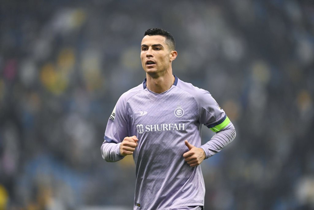 Ronaldo får karantæne og bøde for upassende gestus