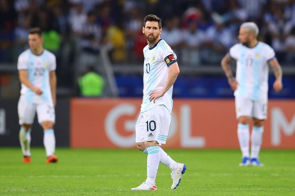 VAR: Messi fik mål annulleret i Argentina-skuffelse