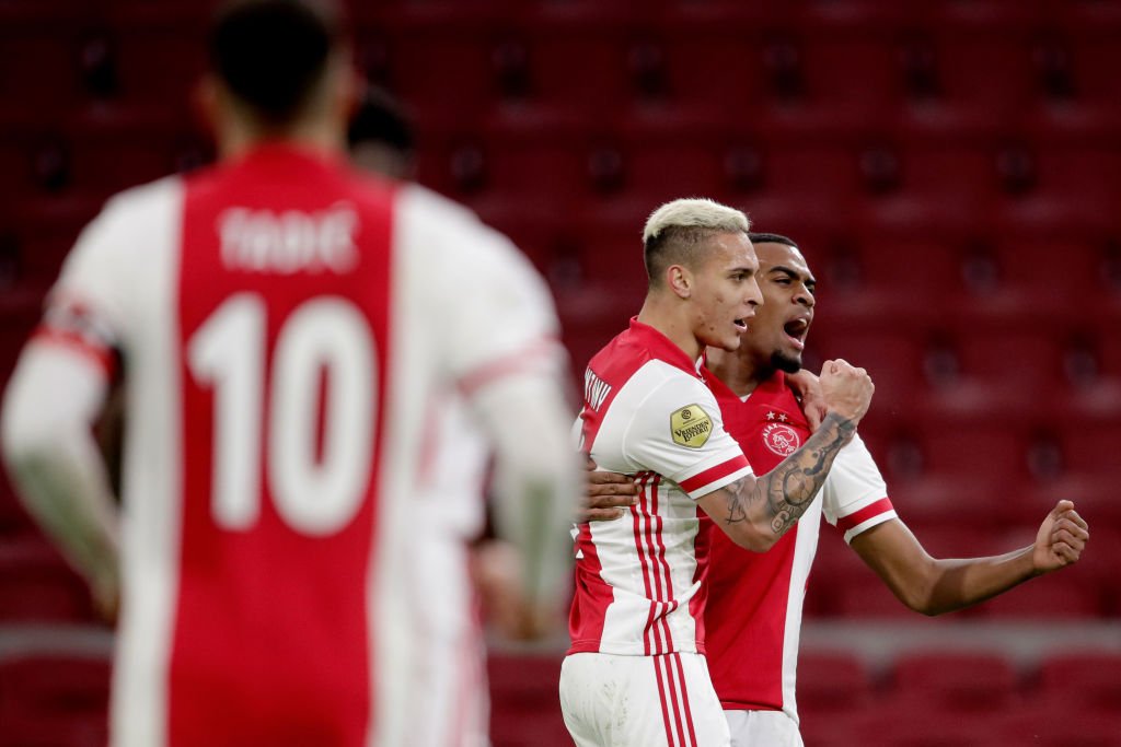 PSG vil hente Ajax-stjerne: Også interesse fra Barca, United og Bayern