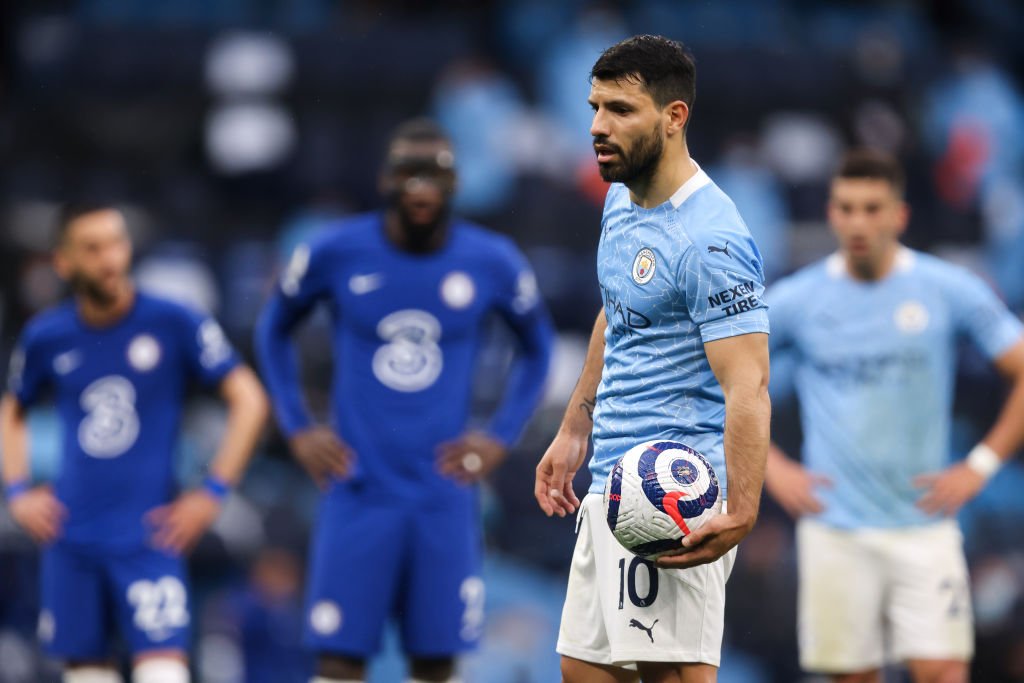 Agüero sætter kontraktforhandlinger med Barca på pause
