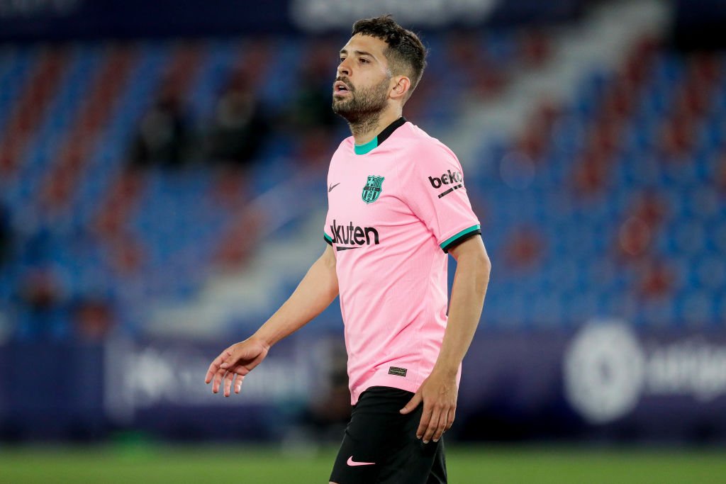 Nu reagerer Alba på rygter om Barca-exit