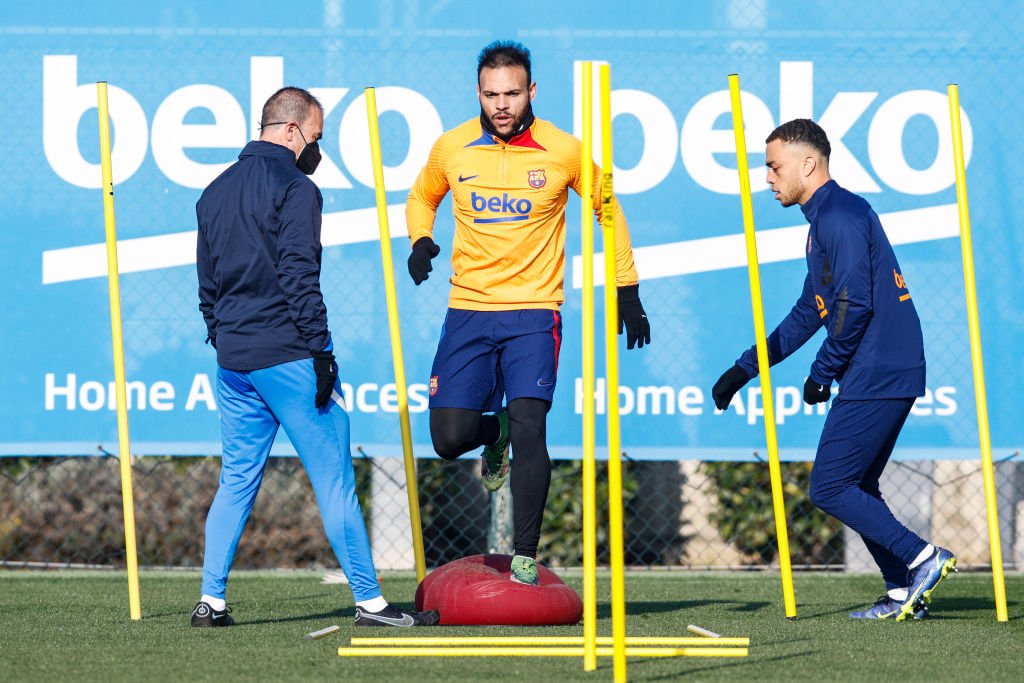 Nu melder Xavi ud om Braithwaite
