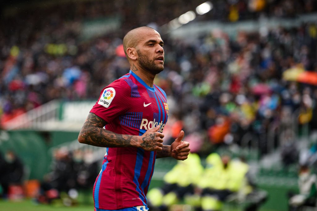 Dani Alves taler ud om Barca-exit