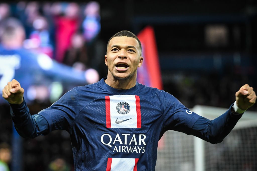 Kylian Mbappé vil have Barca-stjerne til PSG