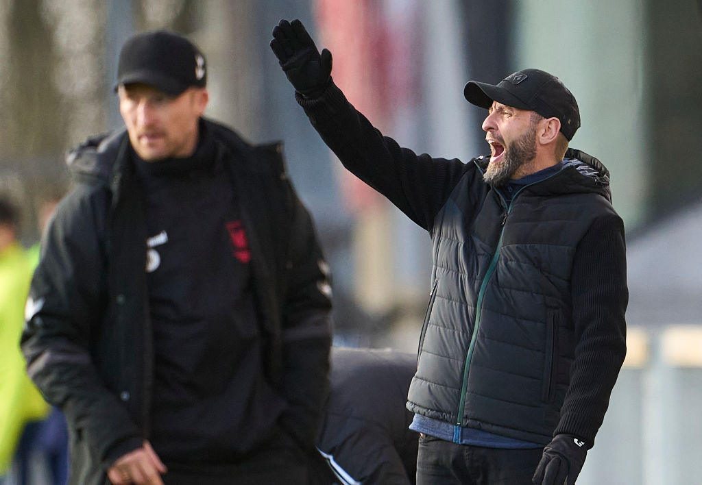 Dansk klub udelukket og tvangsnedrykket