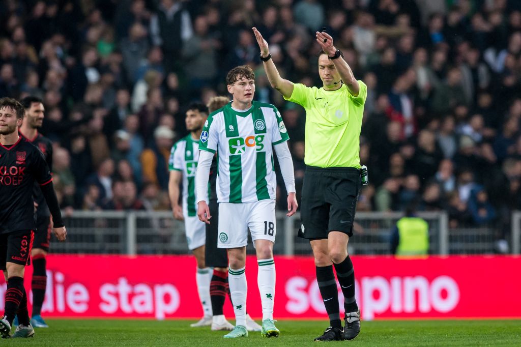 Intens bundbrag pludselig afbrudt: Du gætter ALDRIG hvorfor