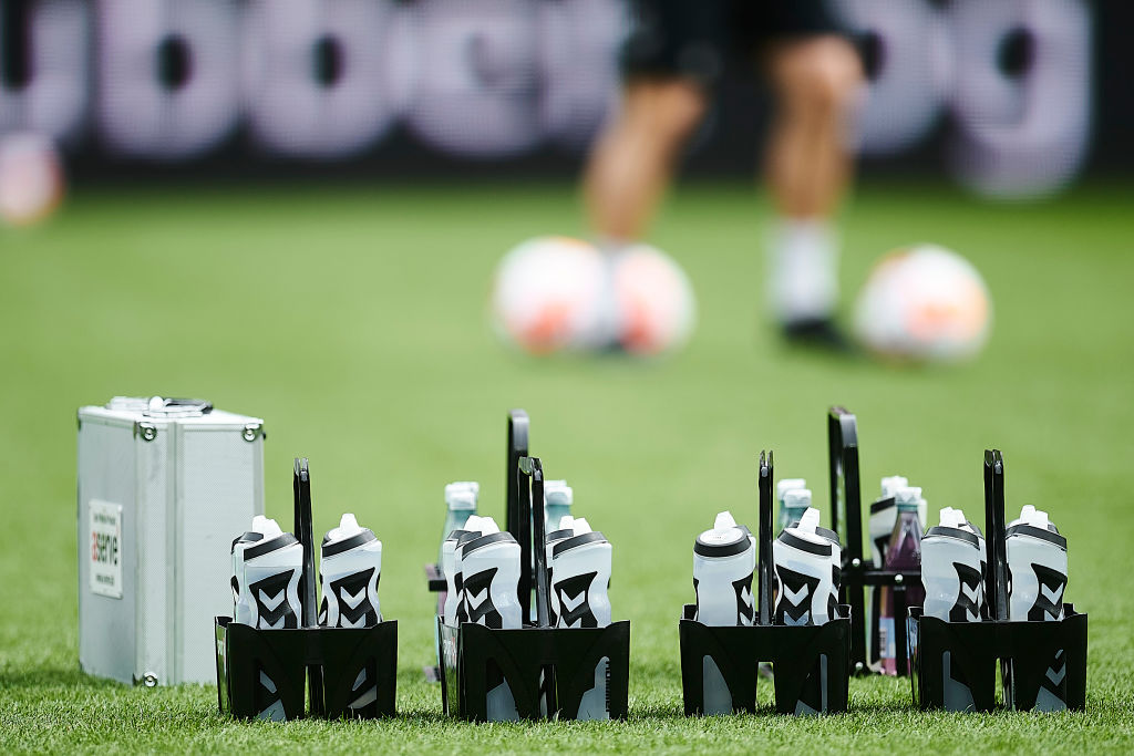 Superliga-klub henter landsholdsspiller