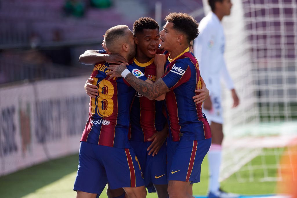Flere Premier League-klubber er blevet tilbudt Barca-spiller til spotpris