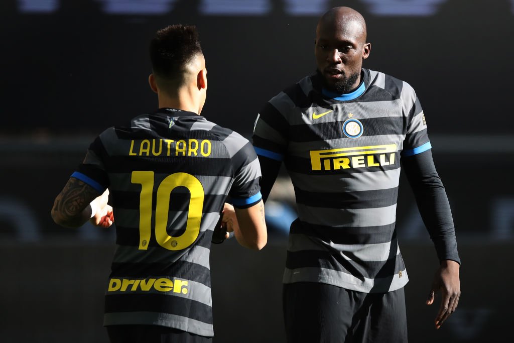Inter skylder Manchester United stort millionbeløb