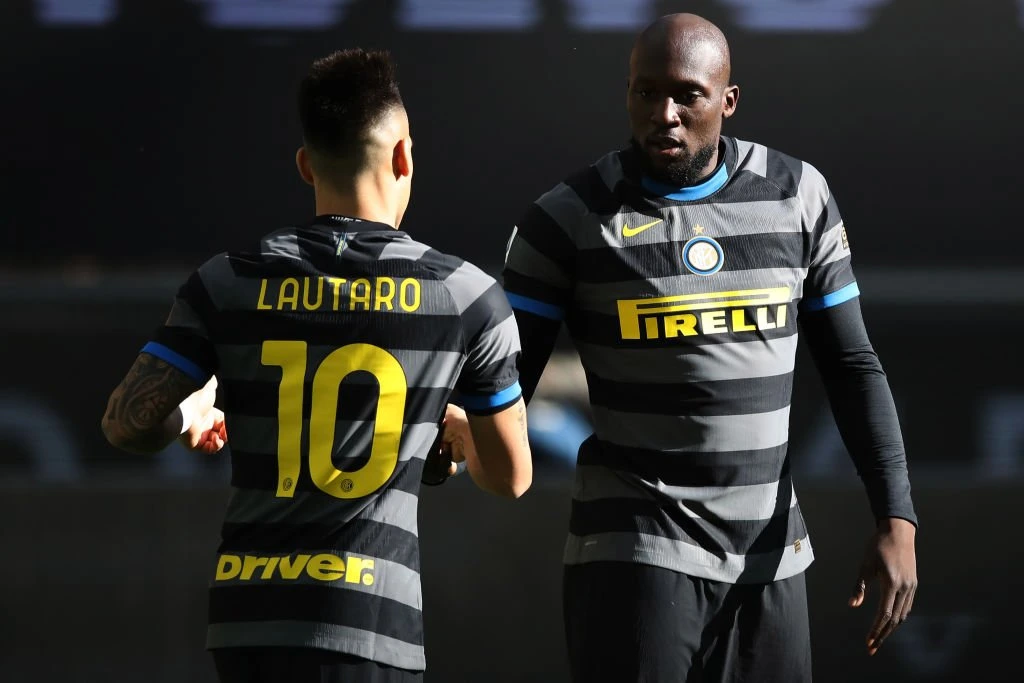 Inter skylder Manchester United stort millionbeløb