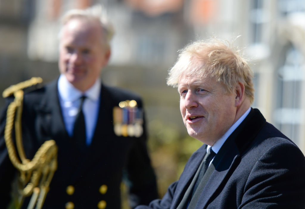Jublende Boris Johnson melder ud: Nationalsporten skal beskyttes
