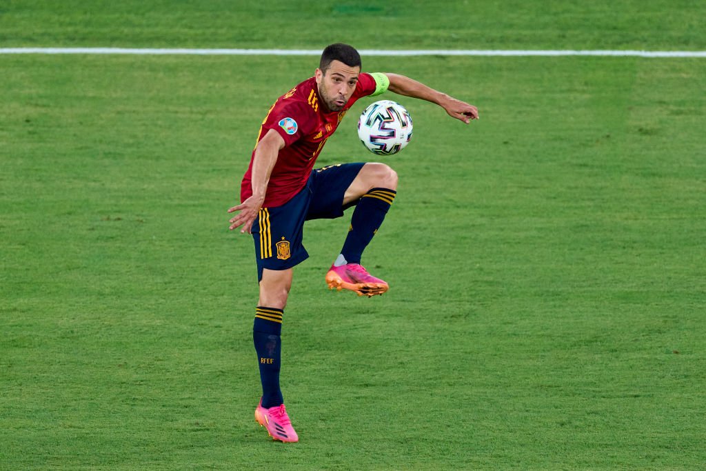 Barcelona er åbne overfor at bytte Alba med Inter-spiller