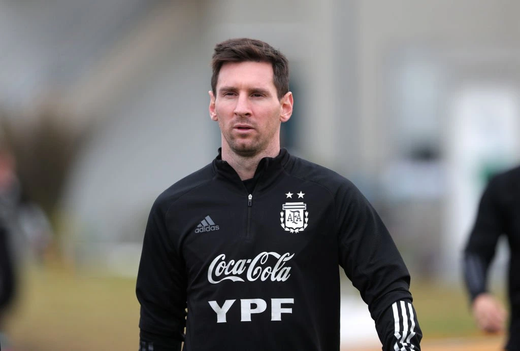 Neymars søster ‘bekræfter’ Lionel Messi-skifte