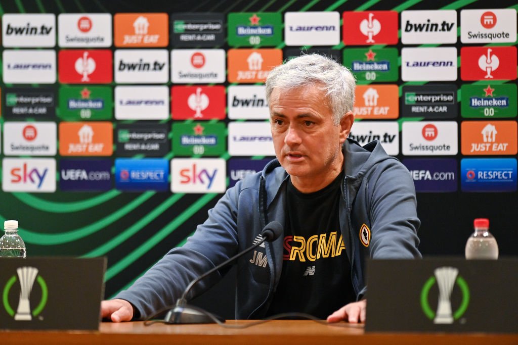 José Mourinho på vippen i Roma