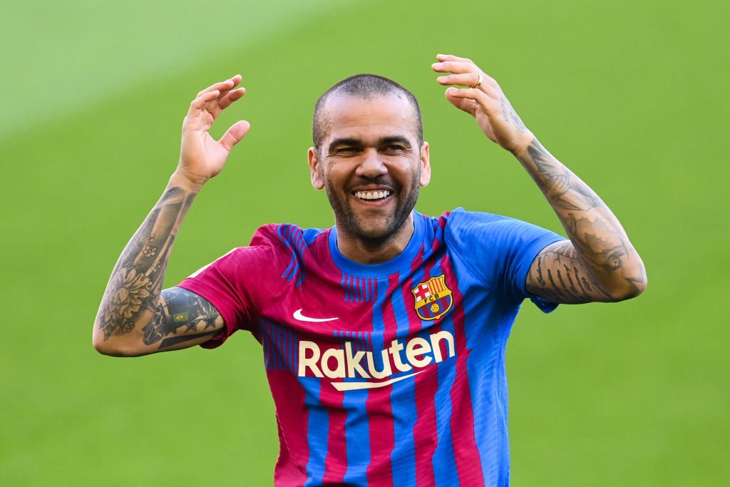Dani Alves’ store drøm: Han skal hentes tilbage til Barcelona