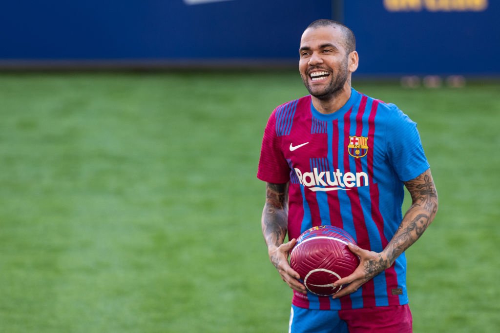 Barcelona har besluttet sig om Dani Alves