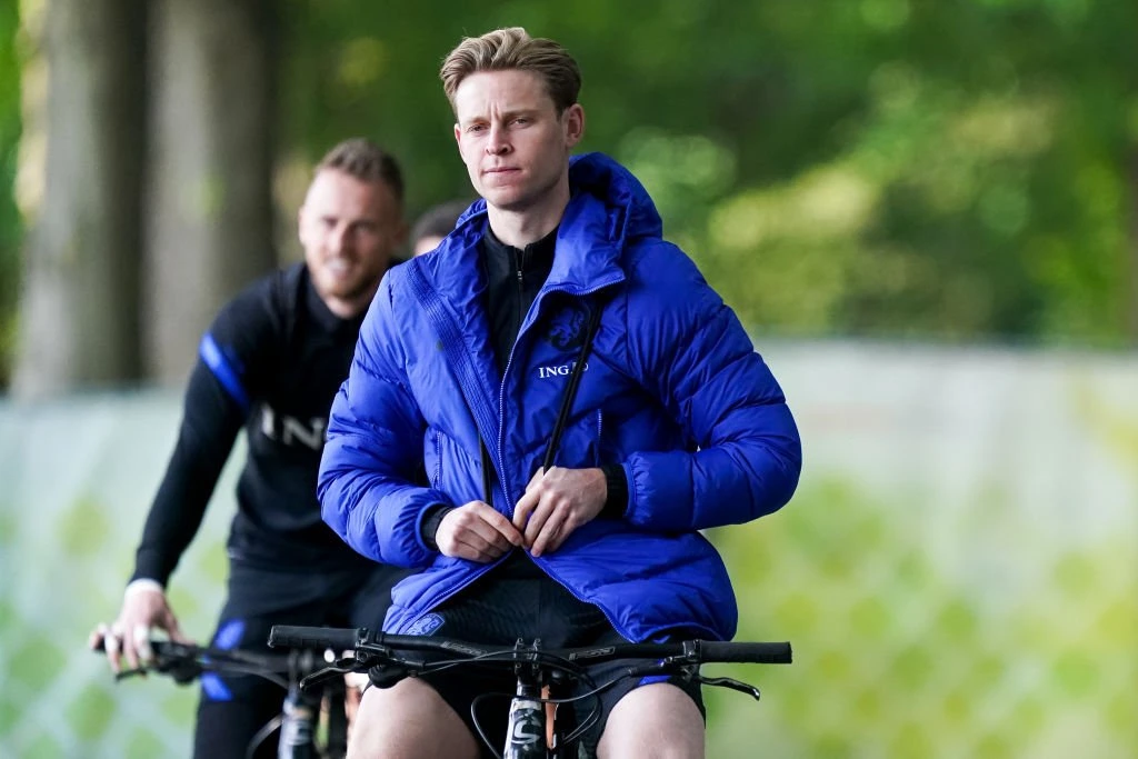 Klub klar med bud på Frenkie de Jong: Så meget byder de