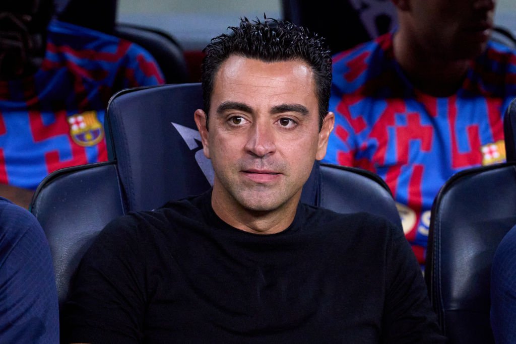 Xavi hylder Barca-stjerne: Jeg er forelsket