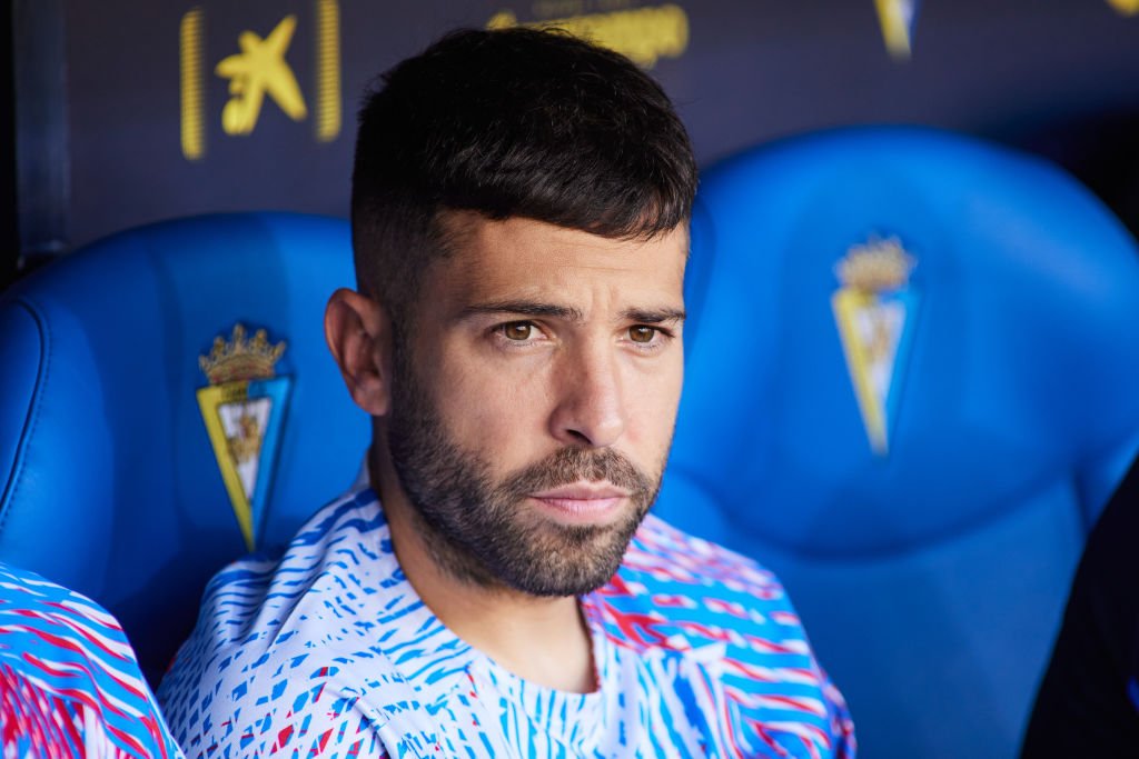 Barcelona har givet ultimatum til Jordi Alba