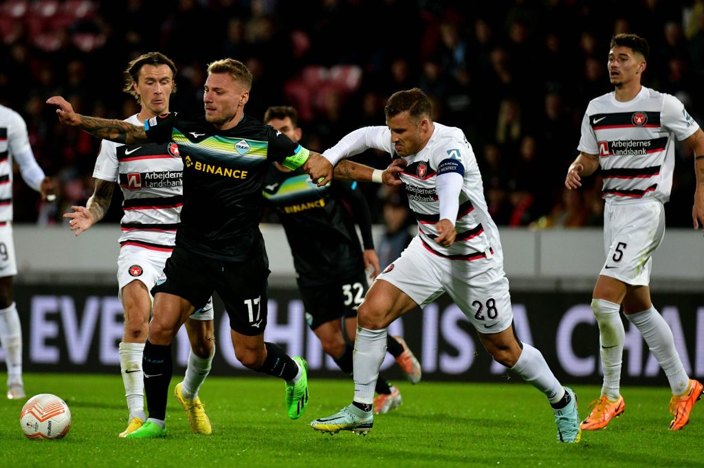 Landsholdsstjerne i voldsom bilulykke: Kort efter deler han trist nyt