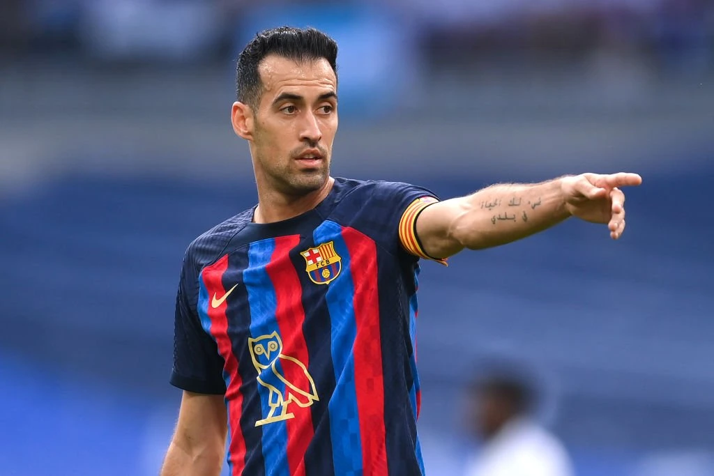 Træner slår fast: Vi arbejder på at hente Sergio Busquets