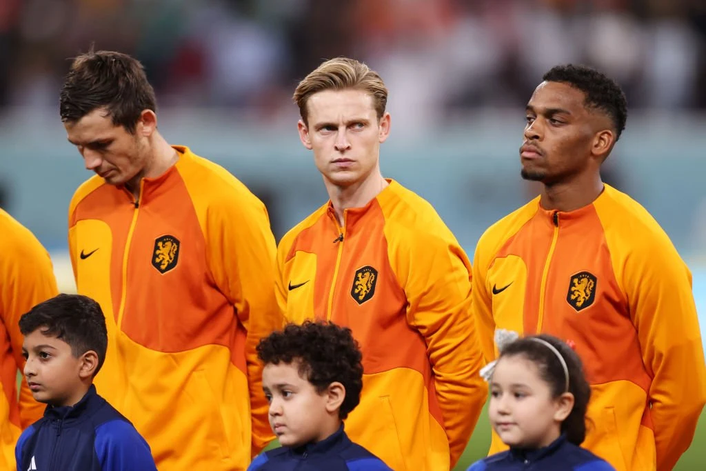 PL-klub er i dialog med De Jong
