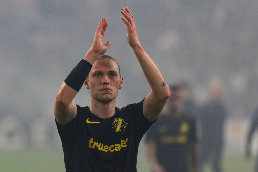 Medie: Viktor Fischer stopper