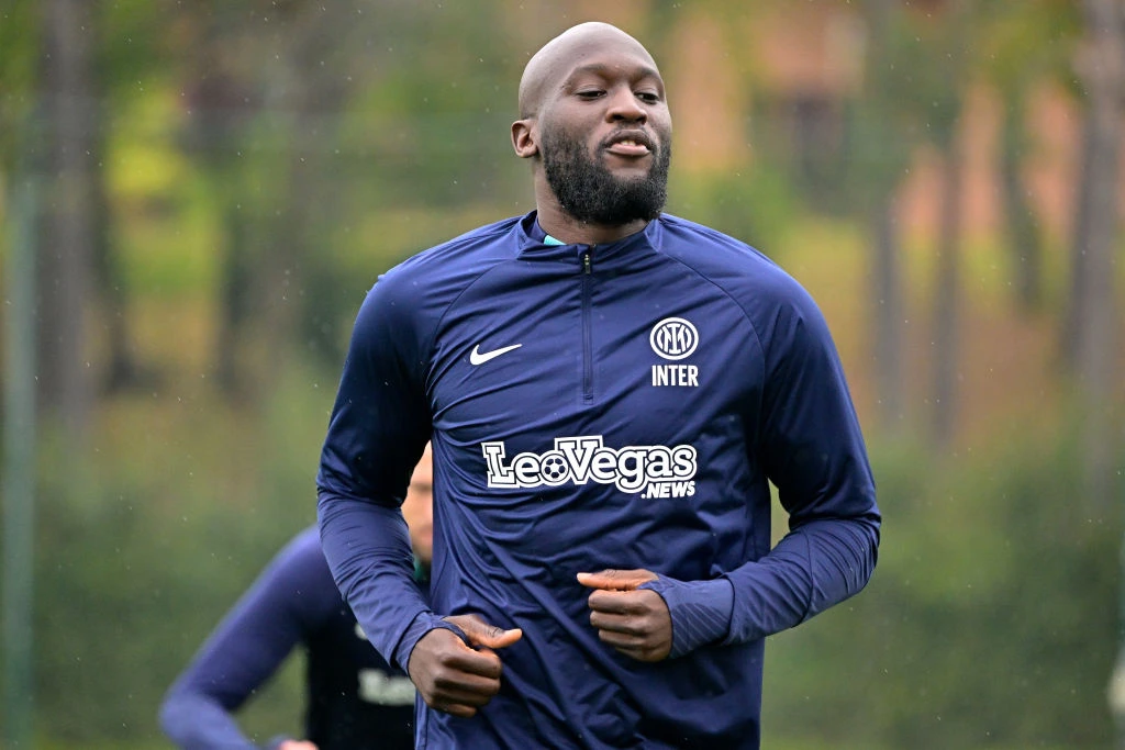 Romelu Lukaku får annulleret rødt kort: Alle jubler når de hører den hjerteskærende årsag