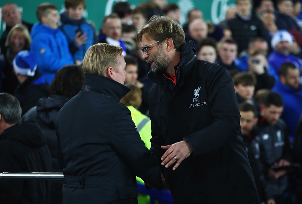 Liverpool og Barcelona kæmper om Premier League-midtbanespiller