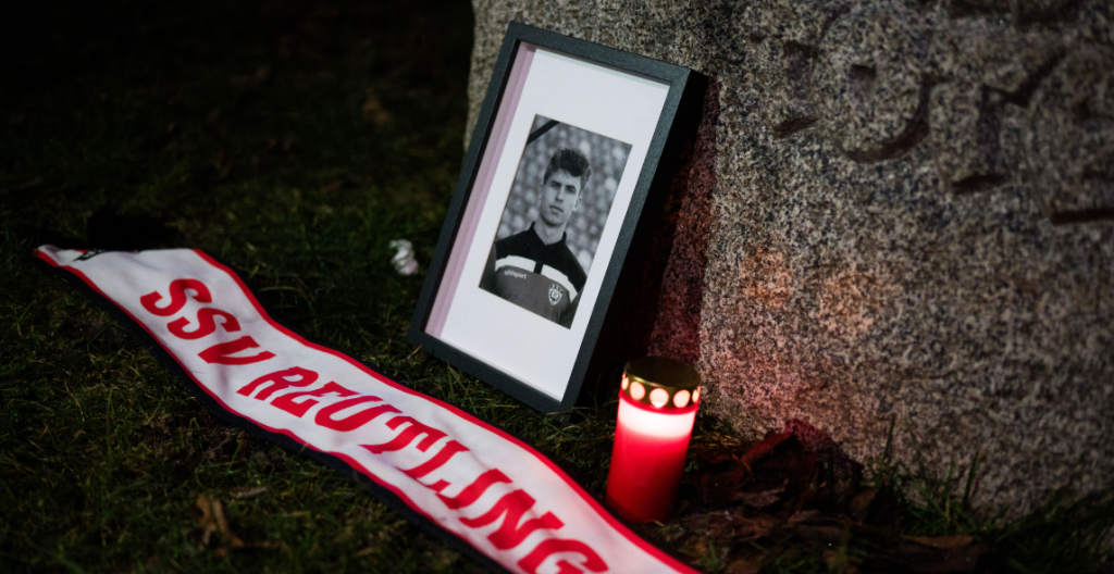 Fodboldklub i chok: 22-årig spiller fundet død