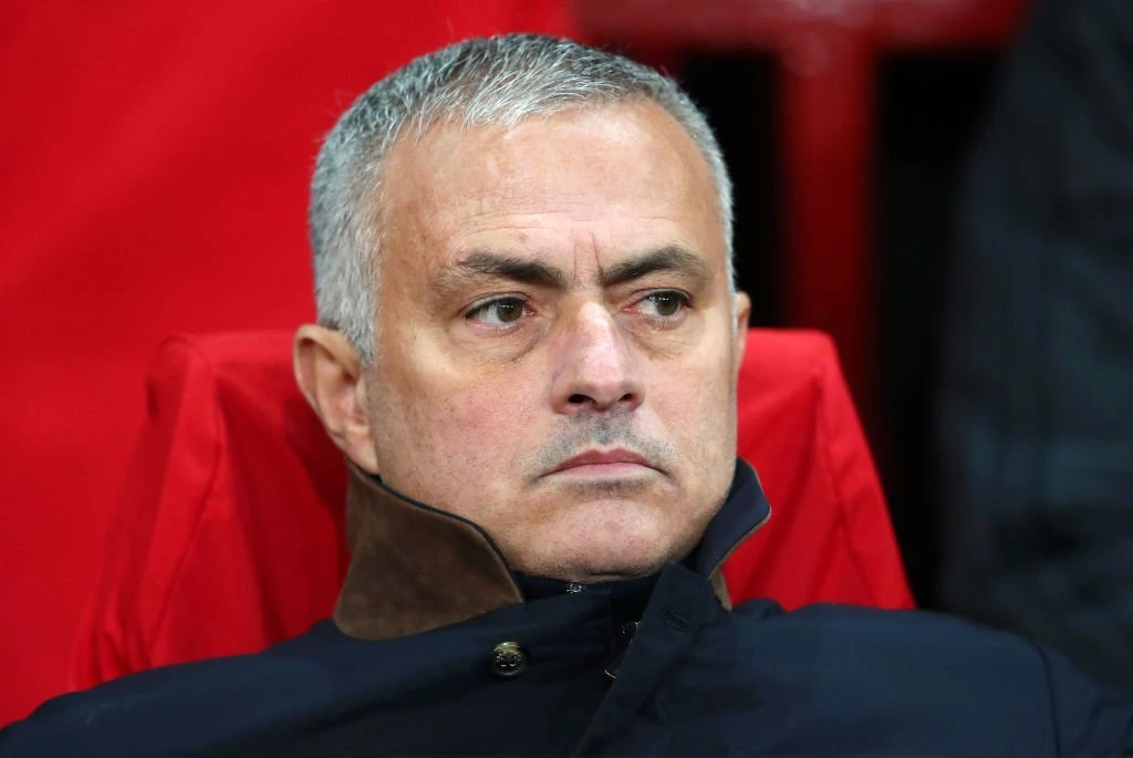 Mourinho lufter tanker om at blive træner i Frankrig