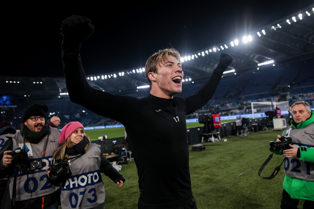 Efter kontrovers: Rasmus Højlund håner rival