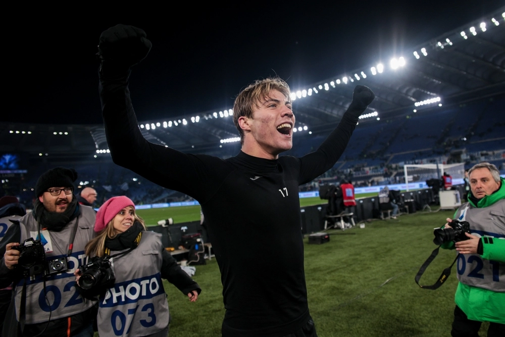 Efter kontrovers: Rasmus Højlund håner rival