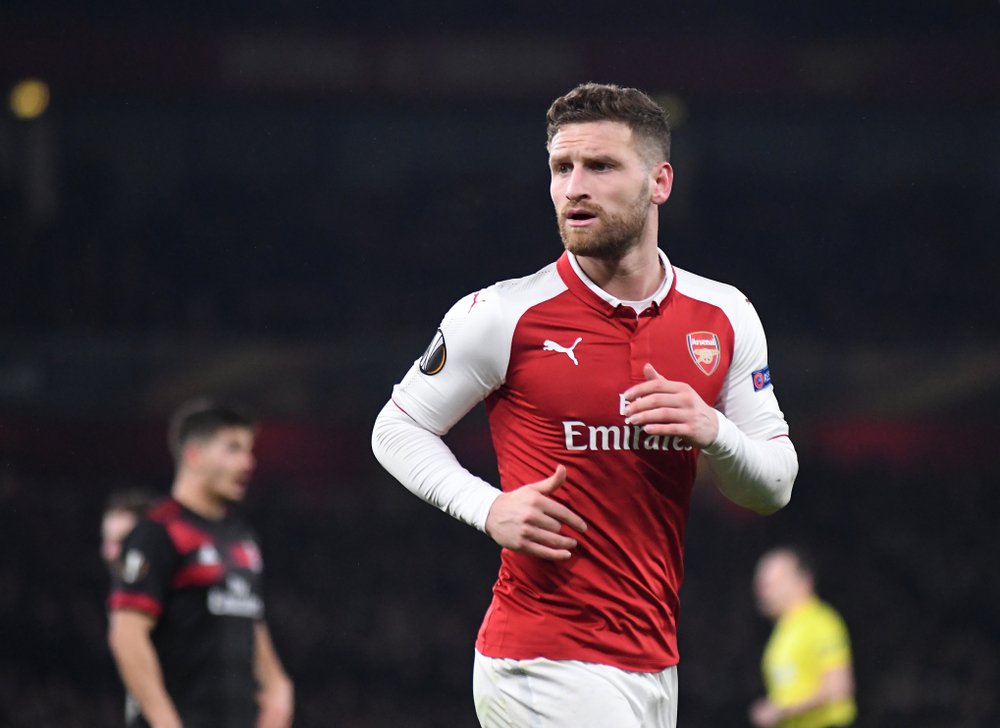 Officielt: Shkodran Mustafi forlader Arsenal på fri transfer