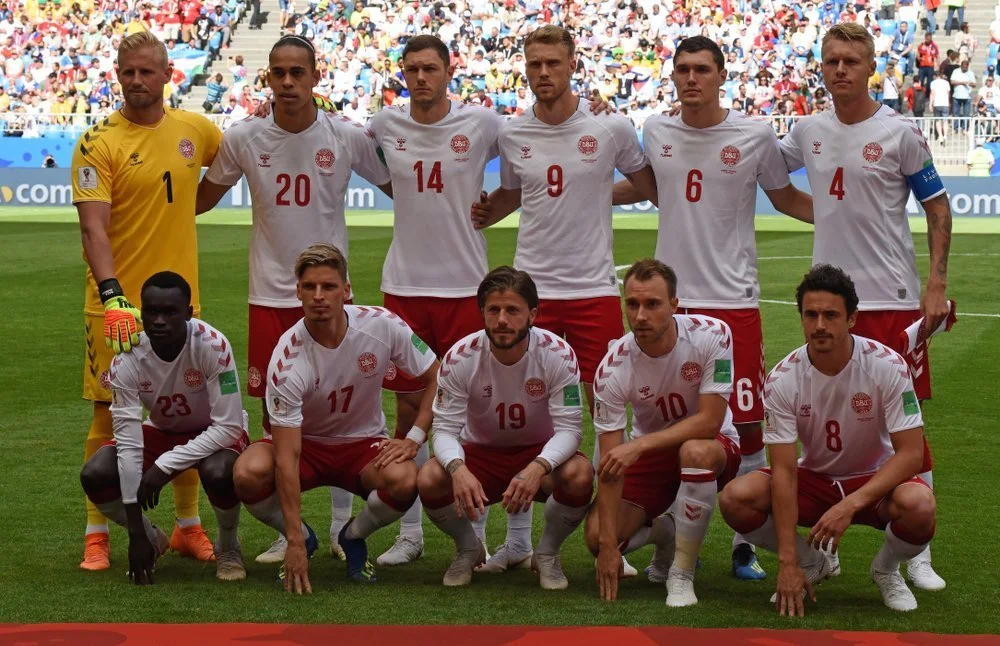 Sådan sikrer Danmark sig en billet til EM i aften