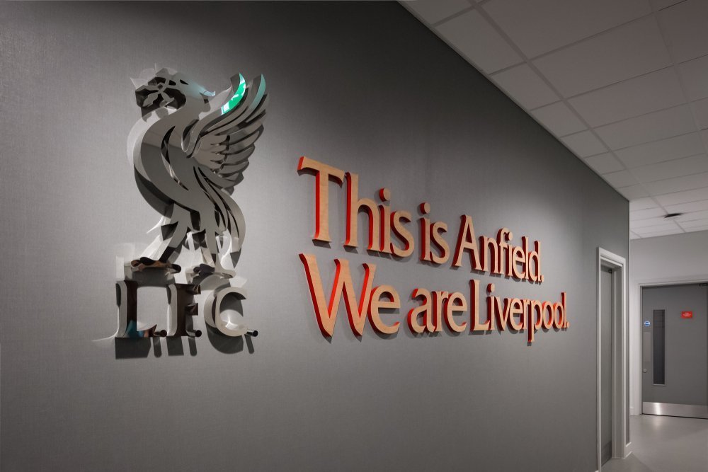 Liverpool har modtaget bud på tre spillere