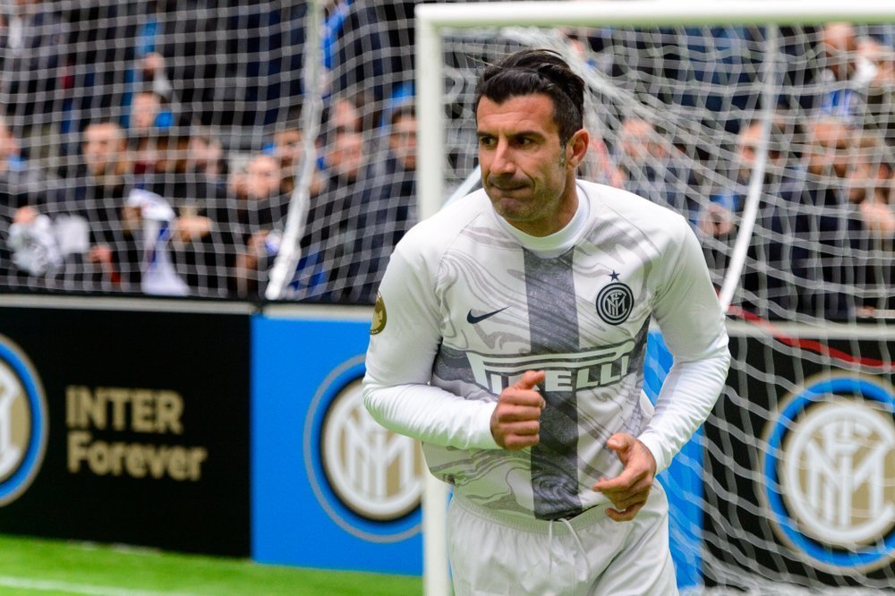 Figo er fan af udskældt Barcelona-angriber