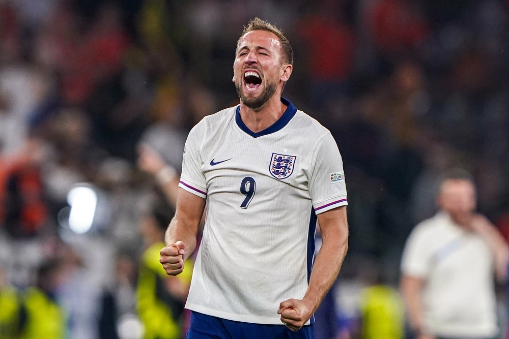 Trump hyldede Kane midt i FIFA-stormen: Nu bekræfter englænderen deres golf-forbindelse