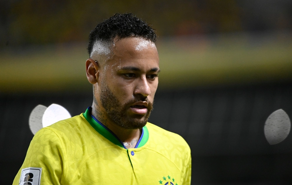 'Jeg gav mit blod': Neymar bekræfter landsholdsstop og går til modangreb på Santos-rygter