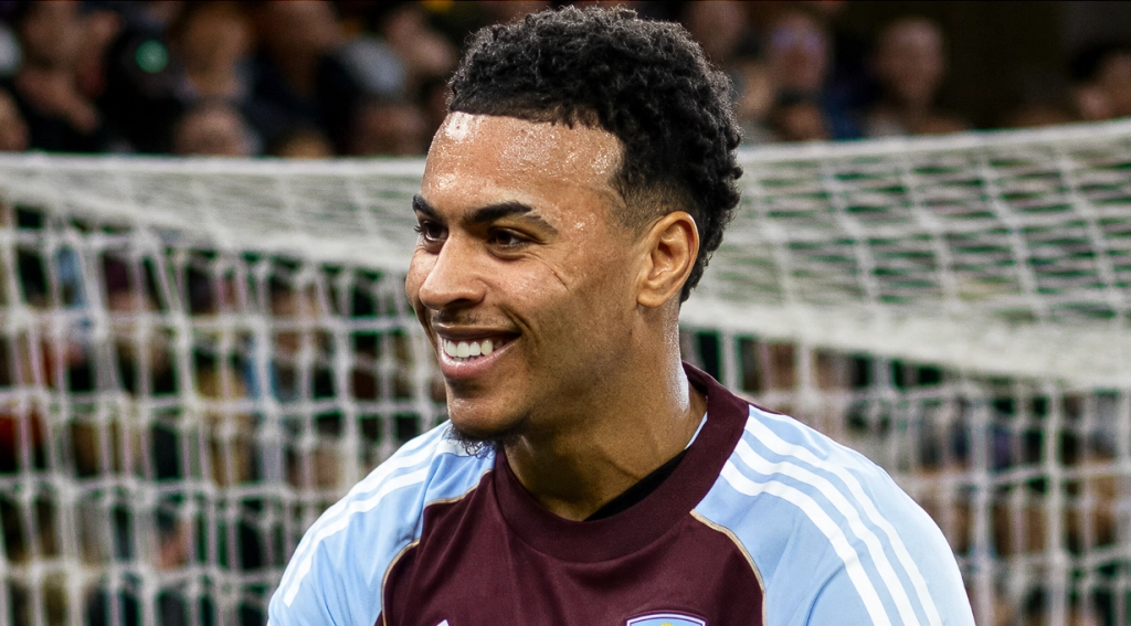 Arsenal jager britisk rekord: Aston Villa forlanger 1,13 milliarder kroner for Morgan Rogers