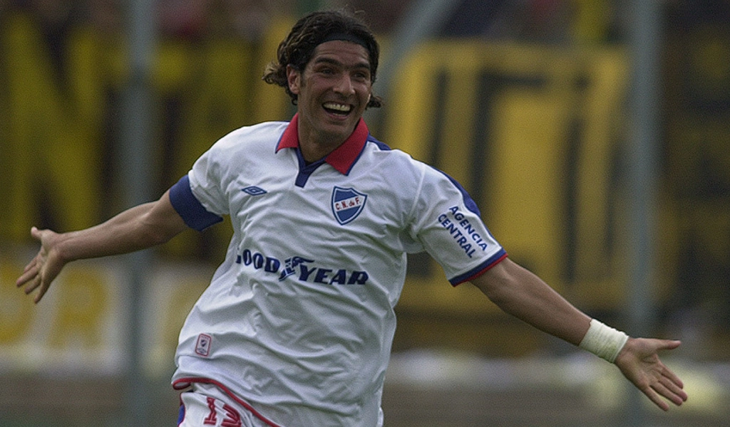 31 klubber i én karriere: Uruguayaneren Sebastián Abreu holder fodboldens vildeste rekord