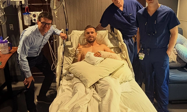 Henderson tilbage i England-lejren efter operation: 
