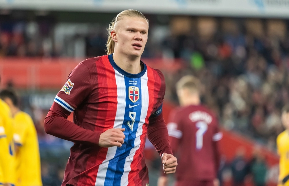 Haalands hemmelige våben mod England: Fire år i Premier League har lært ham alt om Guehi og Konsa