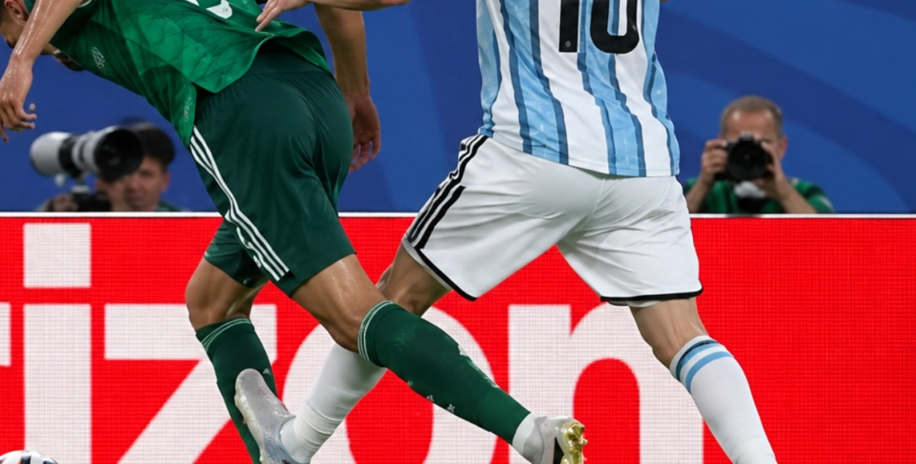 VAR-raseri mod Messi lever videre: Algeriet klager til FIFA over stempling før VM-finale