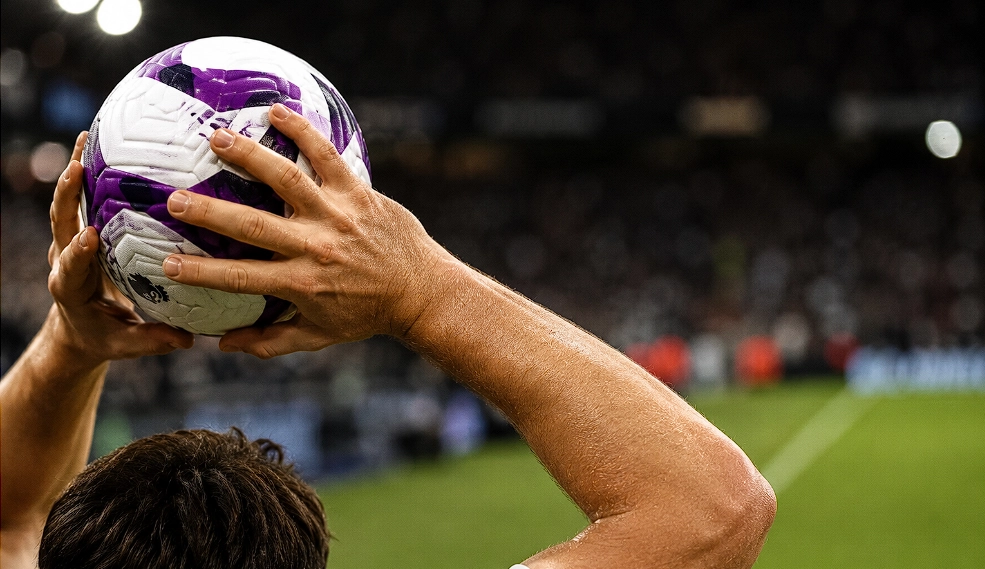 Fra glemt kuriosum til dødboldvåben: Derfor er det lange indkast tilbage i Premier League