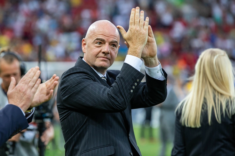 Infantino åbner for 64-holds VM i 2030: 