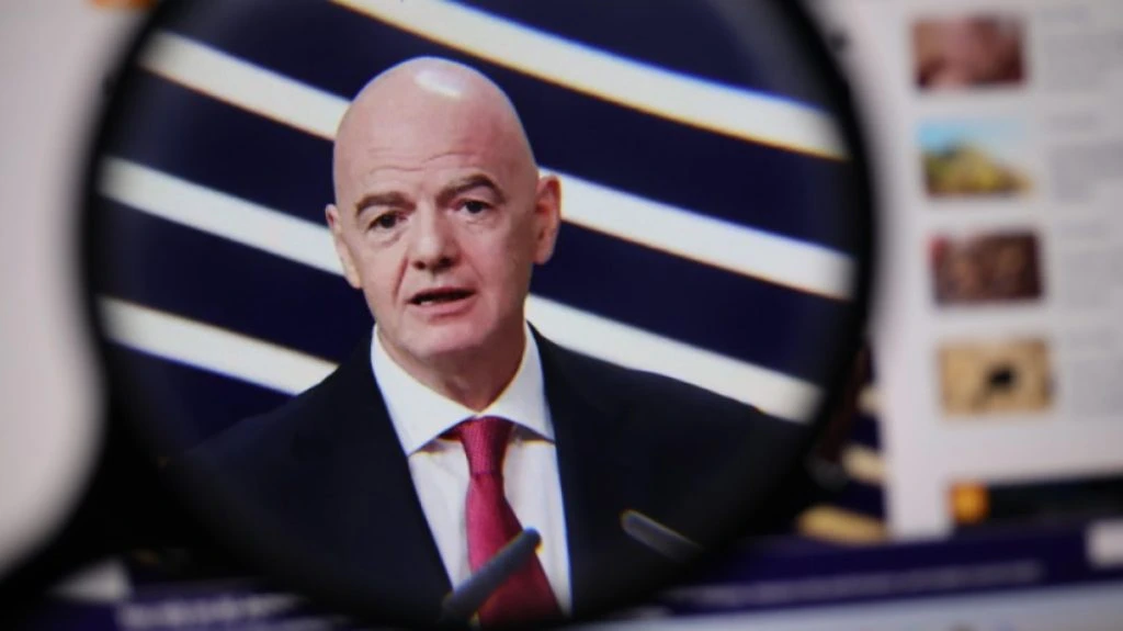 Nyt udvikling i Infantino-sagen: To forbund vender FIFA-bossen ryggen