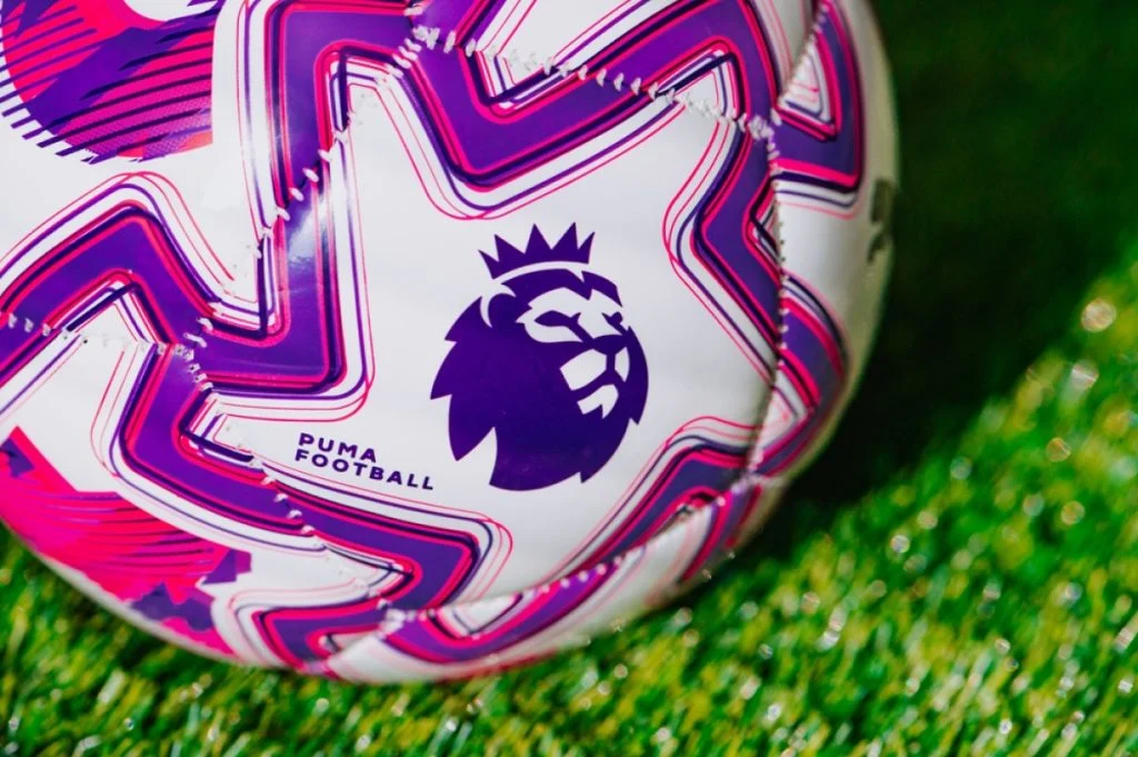 Fredag er det slut med at vente: Premier League ruller igen
